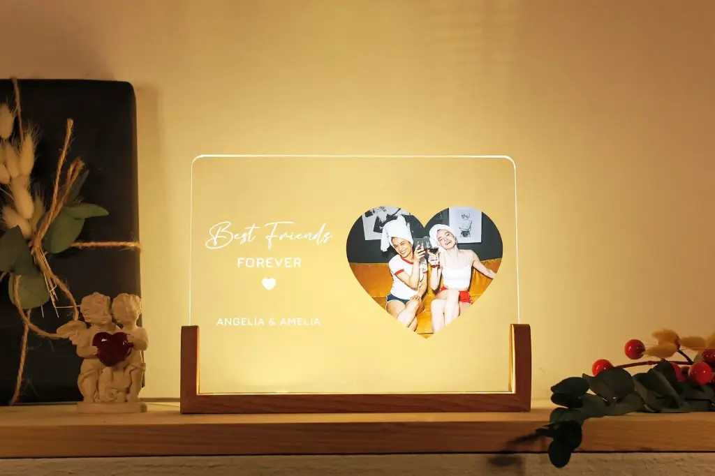 PERSONALIZED BEST FRIENDS NIGHT LIGHT